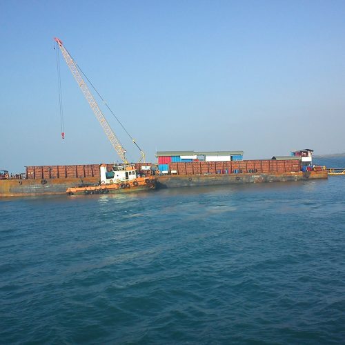 photo Pipe Lay Barge
